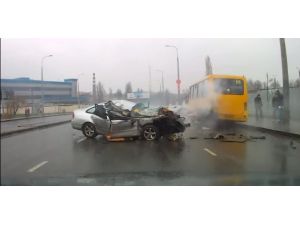 Kaygan Zeminde Duramadı