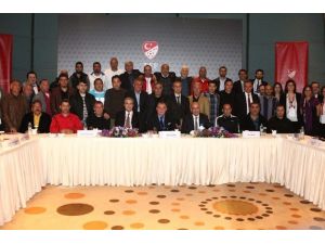 Fatih Terim, Kulüp Sorunlarını Futbol Federasyonu’na Taşıyacak