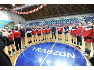 Hentbolda Gençlerin Hedefi Avrupa