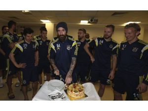 Raul Meireles’e Sürpriz Doğum Günü