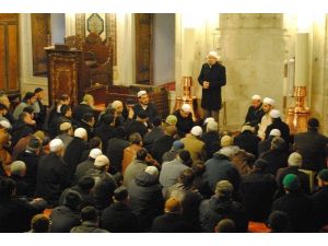 Çanakkale Şehitleri Camilerde Dualarla Anıldı