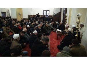 Çanakkale Şehitleri Sabah Namazında Dualarla Anıldı