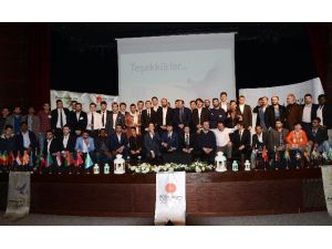 Farklı Coğrafyalardan Gelen Öğrenciler Şiir Gecesinde Buluştu