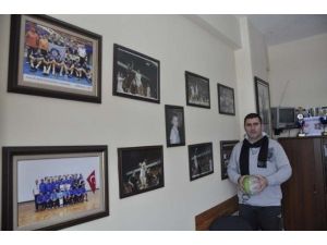 Gazili Akademisyenden Büyük Başarı