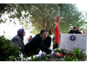 Çanakkale Şehitleri İzmir’de Törenle Anıldı