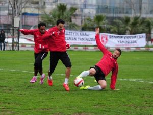 Samsunspor’da Karşıyaka Mesaisi