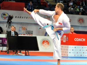 50. Büyükler Karate Şampiyonası Başladı
