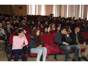 İha Foto Muhabiri Savaşın Etkilediği Toplumları Anlattı