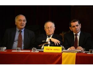 Galatasaray’ın Divan Kurulu Toplantısı Başladı
