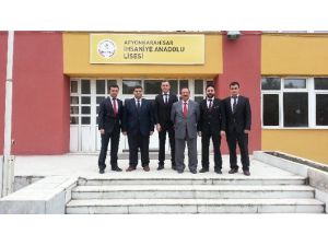 Öğrenci Ve Öğretmenler “Çanakkale Deniz Zaferini” Anlatan Kısa Film Çekti