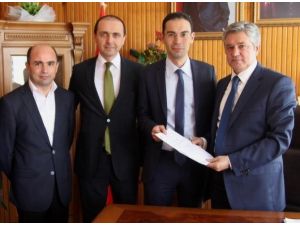 Clk Uludağ’dan Söğütlü Belediyesi’ne İndirimli Elektrik