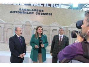 Burdur Protokolü Tgrt Haber Canlı Yayınında