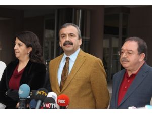 Hdp Heyeti İmralı’dan Döndü
