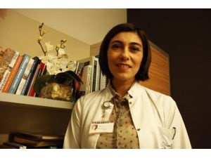 Down Sendromlu Bebeklere Dil Terapisi Şart