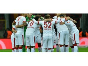 Derbi Haftasında Hesaplar Liderlik Üstüne