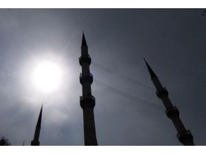 Güneş Tutulmasında Küsuf Namazı