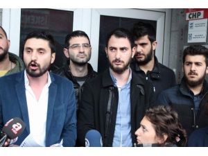 Trabzon’da Parti Binasını İşgal Eden Chp’li Gençler Eylemlerini Sürdürüyor