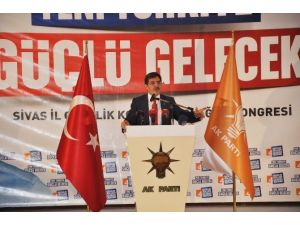 Bakan Güllüce Ve Yılmaz Gençlik Kongresi’ne Katıldı