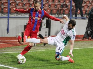 Bu Yenilgiyle Ligde Kalma Umutlarını Da Tükettiler