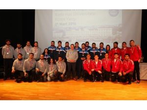 Haliç’te Kürek Yarışlarının Galibi Kadir Has Üniversitesi