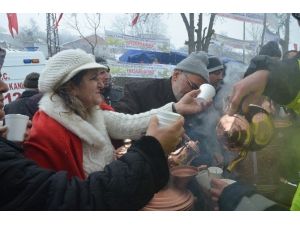 Samsun’da Kar Altında Nevruz Kutlaması