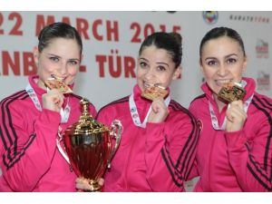 Milli Karateciler Son Günde Altını Kaptı