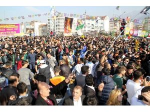 Hdp Hakkari Milletvekili Zozani: Hodri Meydan