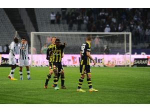 Emenike Krizi Kavgaya Dönüştü