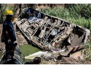 Otobüs Dereye Uçtu : 11 Ölü, 36 Yaralı