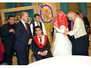 Övünç Madalyalı Gaziye Görkemli Düğün