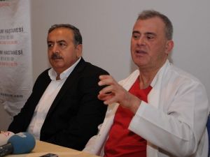 Yırtılan Böbrek Damarı Yarım Saatte Onarıldı