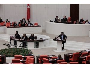 Bakan İslam’dan ’Kurban Kesen Çocuklar’ Yorumu