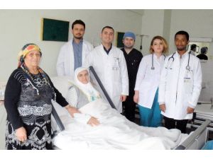 Bağırsak Tümörü Tek Kesiden Kapalı Ameliyat Yöntemiyle Alındı