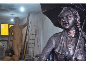 (Özel Haber) Sanat Becerisini Çocukluğuna Borçlu