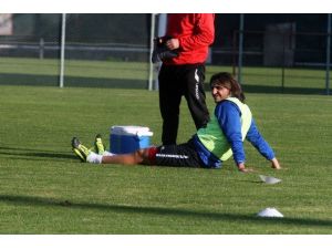 23 Maçta En Fazla Forma Giyen Futbolcu Adem Alkaşi