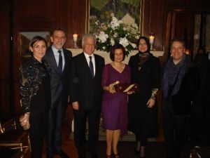 Bursa’dan Paris’e Kumaştan Köprü