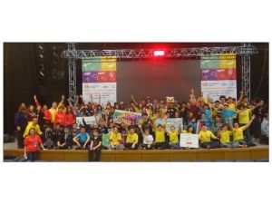 Türk Bayrağını Abd’de Bahçeşehir Koleji Dalgalandıracak