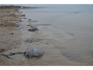 İznik Gölü’nde Korkutan Manzara