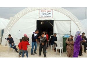 Türkiye’nin En Büyük Çadırkentine Sığınmacı Akını Devam Ediyor