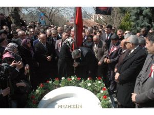 Muhsin Yazıcıoğlu Kabri Başında Anıldı