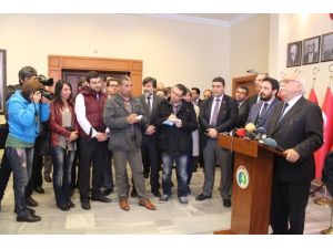 Öyle Soruya Böyle Cevap