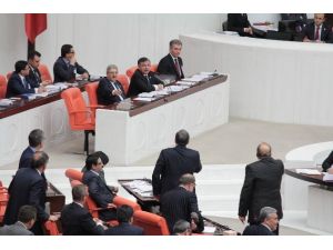 Bakan Ve Mhp’li Vekiller Arasında Gerginlik