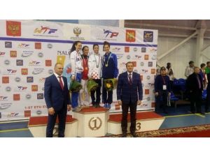 Rukiye’den Altın Madalya