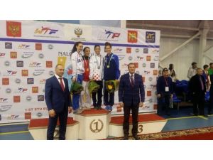 Taekwondoda Altın Geldi