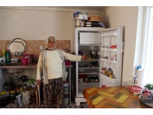 (Özel Haber) Hürü Nine Sekiz Yıldır Elektriksiz