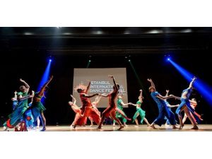 Dans Severler Dikkat: Festival Başlıyor