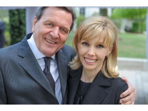 Almanya Eski Başbakanı Schröder Boşanıyor