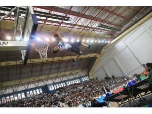 Orhangazi’de Şenlik Havasında Spor