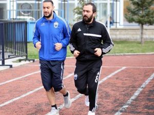 Kadro Dışı Bırakılan Necati Ateş A2 Takımı İle Antrenmana Çıktı