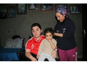 Yürümesi İçin Yardım Edin !